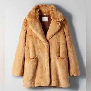 Aritzia Wilfred Muse Faux Fur Coat